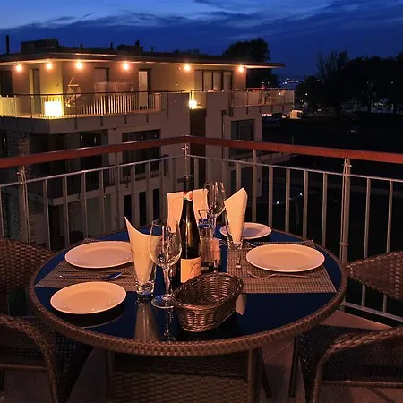 Lägenhet Luxus Apartman Zamárdi