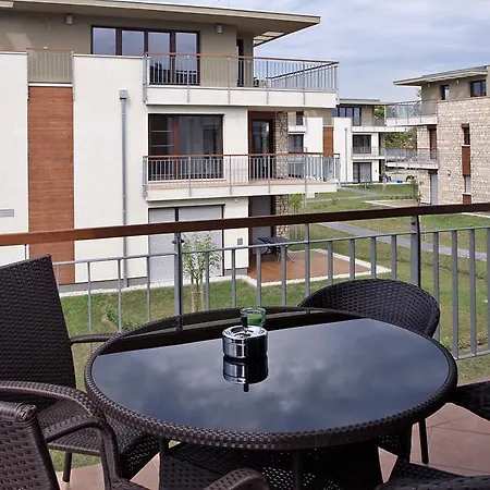 Lägenhet Luxus Apartman *