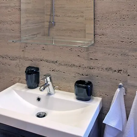 Lägenhet Luxus Apartman Zamárdi